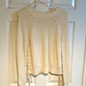 Joie Cotton/cashmere white/cream sweater with woven braiding on side